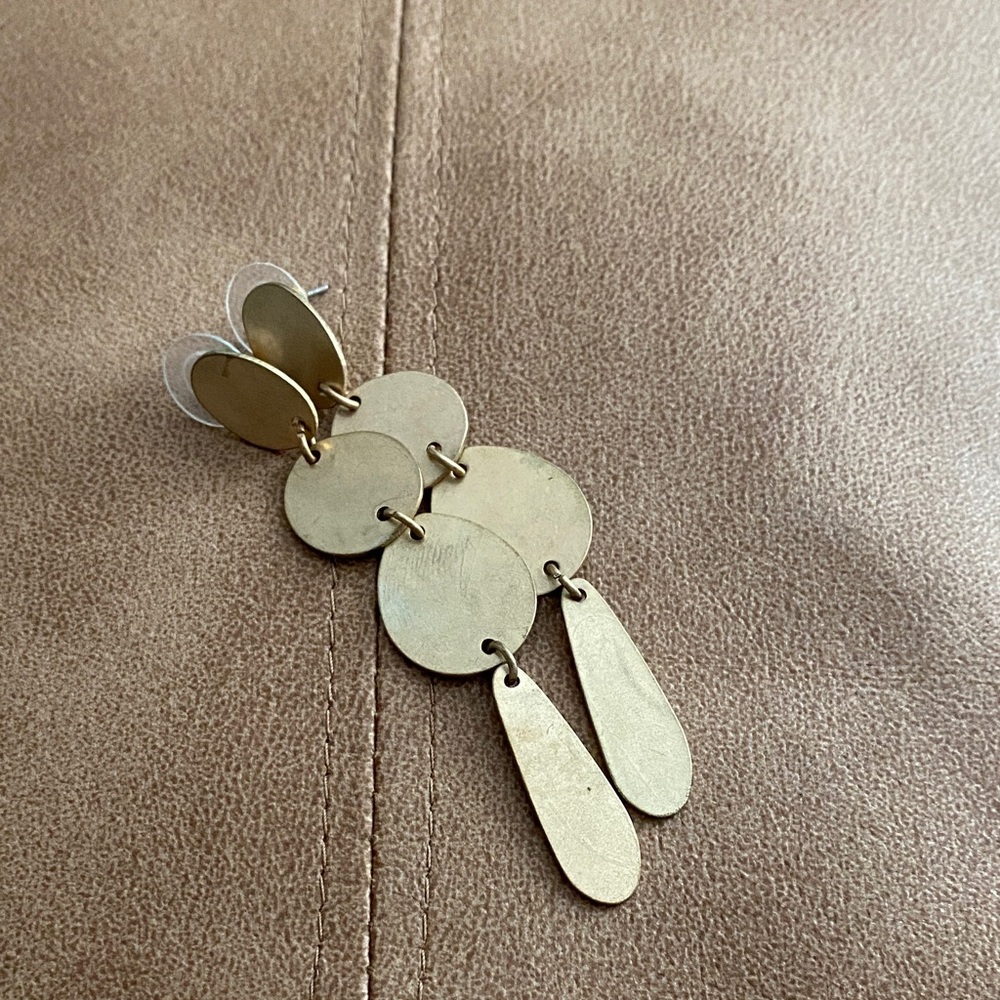 Elegant Gold Dangle Earrings